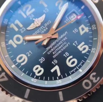 Breitling Superocean II Series A17392D8C910228SA20SS.1 Mechanical Men's Watch Diameter 44 mm(replica watch)