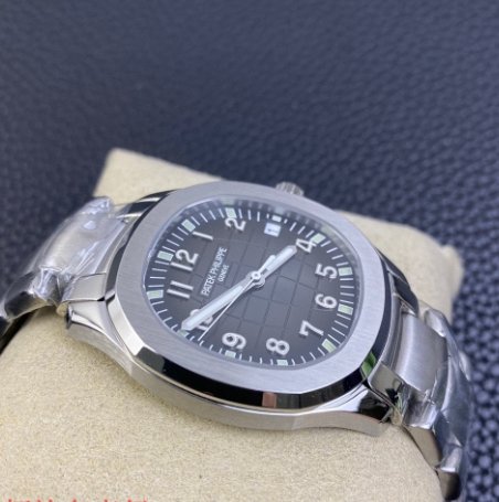 Patek Philippe Aquanaut series 5167/1A-001 mechanical men's watch Diameter: 40mm Thickness: 8.6mm (replica watch)