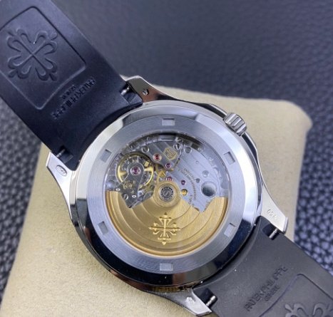 Patek Philippe Aquanaut series 5167A-001 mechanical men's watch Diameter: 40mm Thickness: 8.6mm (replica watch)