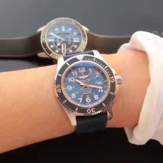 Breitling Superocean II Series A17392D8C910228SA20SS.1 Mechanical Men's Watch Diameter 44 mm(replica watch)