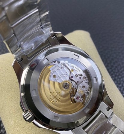 Patek Philippe Aquanaut series 5167/1A-001 mechanical men's watch Diameter: 40mm Thickness: 8.6mm (replica watch)