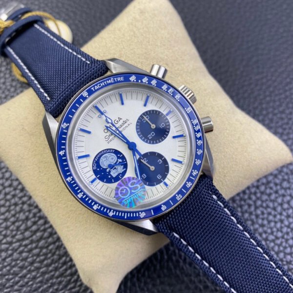 Omega Speedmaster 310.32.42.50.02.001 watch (Snoopy Award 50th Anniversary Watch) diameter 42mm