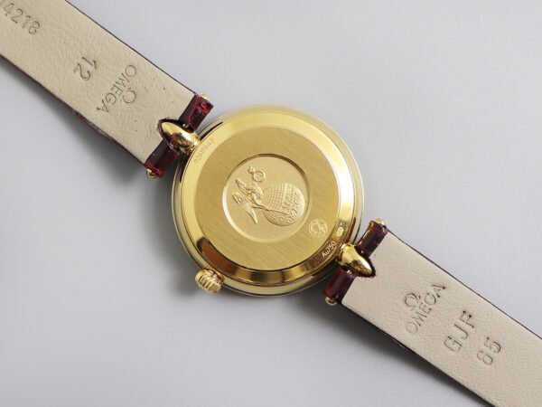 Omega De Ville series 424.58.27.60.55.001 quartz women’s watch diameter: 27.4mm thickness 8.8mm (replica watch)