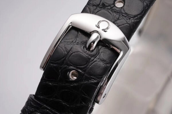 Omega De Ville series 424.58.27.60.55.001 quartz women’s watch diameter: 27.4mm thickness 8.8mm (replica watch)