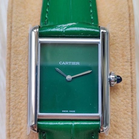 Cartier Tank series WSTA0056 quartz women's watch diameter 33.7mm×25.5mm/29.5mm×22mm(replica watch)