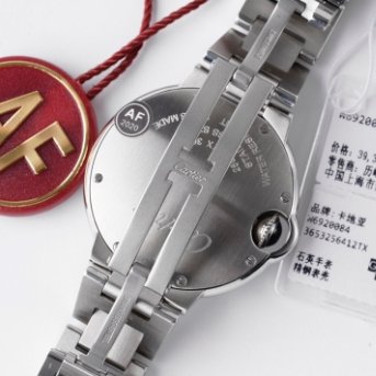 Cartier Blue Balloon Series W6920084 Women's Quartz Watch Diameter 33mm(replica watch)