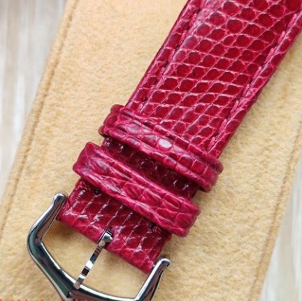 Cartier Tank series WSTA0054 quartz women's watch diameter 33.7mm×25.5mm/29.5mm×22mm(replica watch)