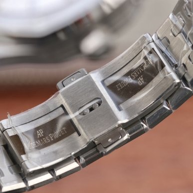 Audemars Piguet Royal Oak Series 26120ST.OO.1220ST.03 Mechanical Men's Watch Customized Kinetic Movement Diameter 41mm Thickness 13.5mm(replica watch)