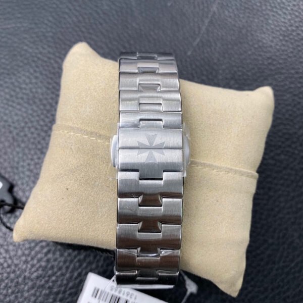 Vacheron Constantin Overseas Series 5500V/110A-B148 Mechanical Men's Watch Diameter: 41mm(replica watch)
