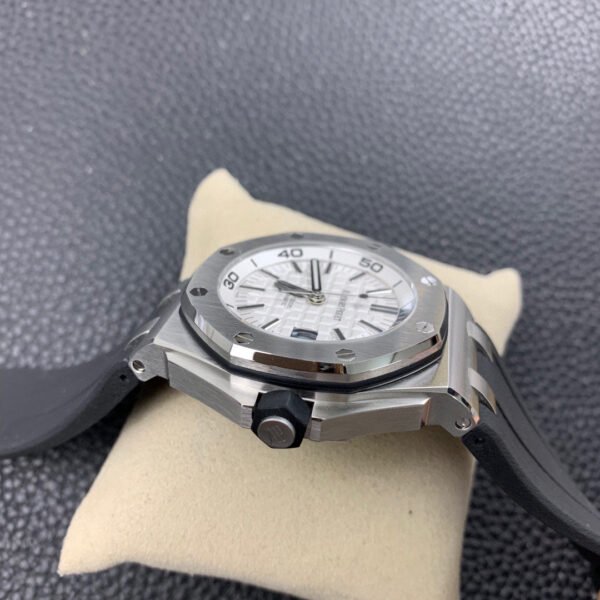 Audemars Piguet Royal Oak Offshore Series 15710ST.OO.A002CA.02 Mechanical Men's Watch Diameter 42mm(replica watch)