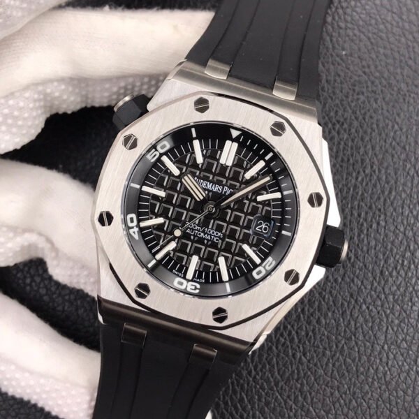 Audemars Piguet Royal Oak Offshore Series 15703ST.OO.A002CA.01 Mechanical Men's Watch Solid Case Diameter: 42mm Watch Thickness: 14mm(replica watch)