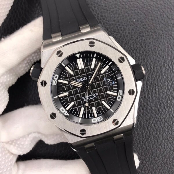 Audemars Piguet Royal Oak Offshore Series 15703ST.OO.A002CA.01 Mechanical Men's Watch Solid Case Diameter: 42mm Watch Thickness: 14mm(replica watch)