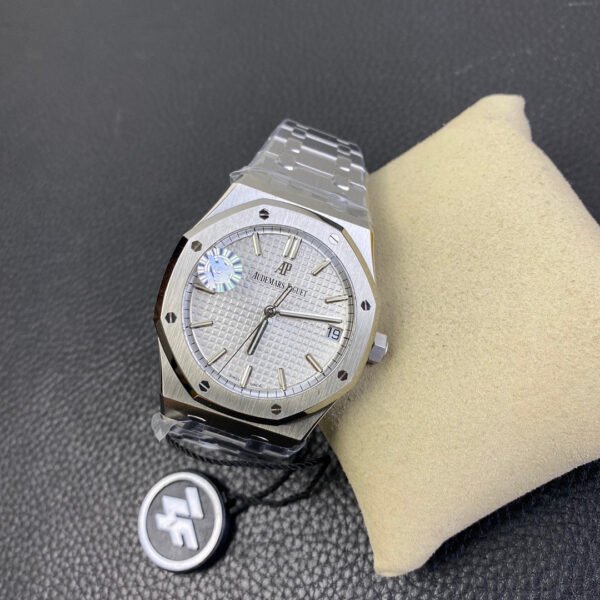 Audemars Piguet Royal Oak Series 15500ST.OO.1220ST.02 Mechanical Men's Watch Diameter: 41mm Thickness: 10.4mm(replica watch)