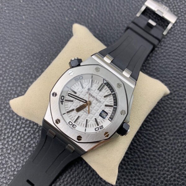 Audemars Piguet Royal Oak Offshore Series 15710ST.OO.A002CA.02 Mechanical Men's Watch Diameter 42mm(replica watch)